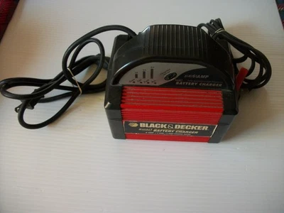 Black & Decker Smart Battery Charger 2-4-6 AMP Motorcycle, ATV, Car, Truck, RV - Image 1 of 4