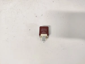 Toyota Previa 2001 Relay Module 9098702016, 90987-02016 156700-15 #1242875-32 - Picture 1 of 9