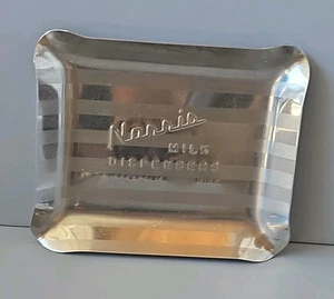 Vintage Norris Milk Dispensers Minneapolis Minnesota Advertising Metal Tray - Picture 1 of 3