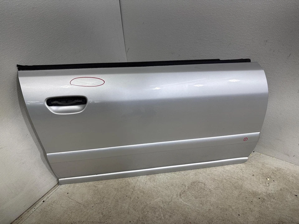 Panel de carcasa de puerta delantera derecha OEM AUDI S4/A4 2000-2002 Foto 1 de 4