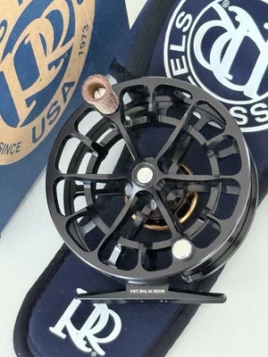 **BEAUTIFUL** 🔥 ROSS EVOLUTION LTX 3/4wt  BLACK Fly Reel!! 🔥 ~NEW~ - image 1 of 4