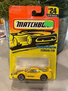 1996 MATCHBOX SUPERFAST #24 YELLOW FERRARI F40 NEW w/Protector - Picture 1 of 4
