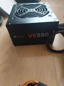 Alimentation CORSAIR VS550 (HS-pour Pièces) - Zdjęcie 1 z 3