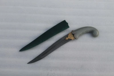 Mughal Islámico Verde Claro Jade Piedra Incrustación de Oro Daga Wootz Hoja de Acero Foto 1 de 4