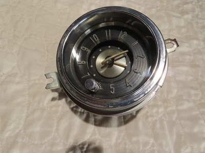 OEM 1949-1951 Buick Automobile Clock by New Haven Clock and Watch Co. WORKS RUNS - Image 1 of 4