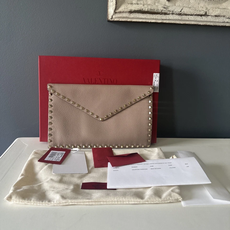 Valentino Rockstud Poudre Pouch with box and documentation, designer authentic - Image 1 of 4