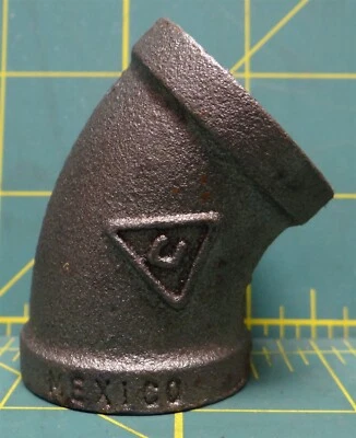 3/4" Pipe Size Malleable Iron Elbow, 45 Degree, FNPT Type  - Image 1 of 4
