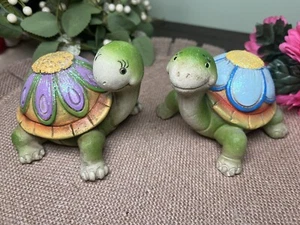 2x Miniature Garden Turtles Crawling Whimsical Turtle Girl & Boy Turtle U55 - Picture 1 of 6