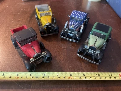 Lot Of 4 Vintage Cars 1926 Ford Motors Models - Image 1 of 4