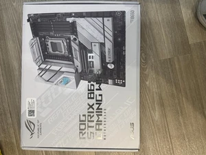 ASUS ROG Strix B650-A GAMING WIFI AMD - Top Zustand - Bild 1 von 4