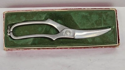 Vintage Poultry Shears Made In Italy Stainless Steel Kitchen Cooking - Image 1 of 4