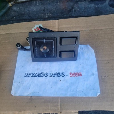 Panel de interruptor de ventana gris con interruptores y fader Mazda Rx7 S3 GSLSE 1984 1985 Foto 1 de 4