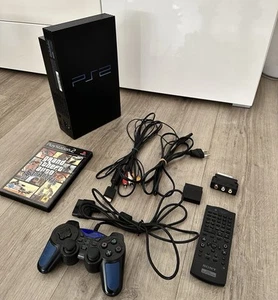 PlayStation 2 FAT + Fernbedienung + Controller + Spiel - Bild 1 von 2