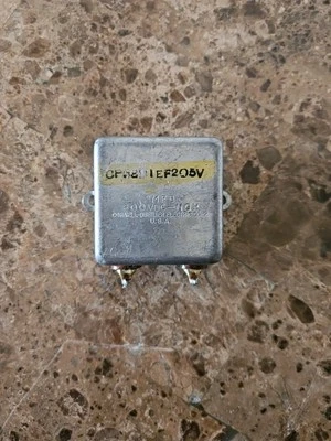 (2)Cornell Dubilier CP53B1EF205V Capacitors 2.MF 600VDC - Image 1 of 4