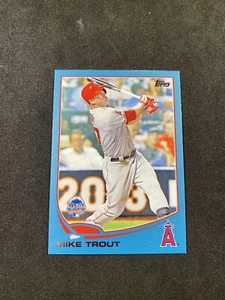 Serie de actualización Topps 2013 - All-Star Blue #US300 Mike Trout Angels - Imagen 1 de 2