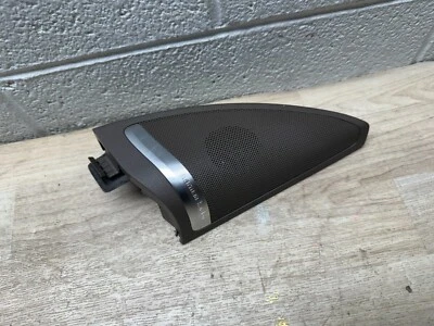 MERCEDES BENZ GLS GL W166 13-19 FRONT RIGHT SIDE DOOR CORNER COVER W/ SPEAKER - Image 1 of 4