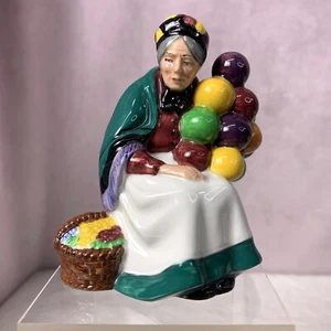 Royal Doulton HN 2129 The Old Balloon Seller 1928 - Picture 1 of 11