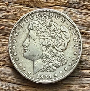 Dólar de plata Morgan 1921-D -- AU/BU -- Denver Mint -- ¡ENVÍO GRATUITO! - Imagen 1 de 2