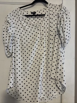Blusa Torrid Harper Georgette Cuello en V Manga Acanalada Lunares Talla 0 12 Grande Foto 1 de 3