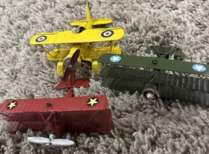 Vintage Style Metal Biplane Set Of 3 Table Décor Or Hanging Red Green Yellow - Picture 1 of 16