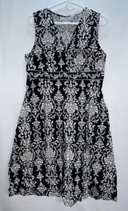Women's Sleeveless Black and White Dress size 18 Croft&Borrow Stretch - Picture 1 of 12