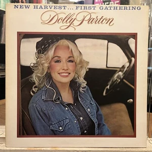 [COUNTRY]~EXC LP~DOLLY PARTON~New Harvest...First Gathering~[1977~RCA~Issue]~UK~ - Picture 1 of 7