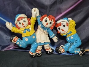 Vintage 1977 Raggedy Ann Raggedy Andy Wall Hanging Decor Plastic Bobbs-Merrill - Picture 1 of 6