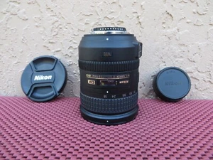 Nikon Nikkor 18-200mm f/3.5-5.6 G ED DX VR II Zoomobjektiv mit Schutzkappen - Bild 1 von 8