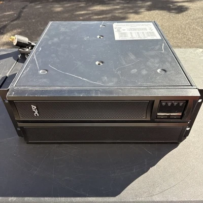 UPS Smart-UPS APC X 3000VA SMX3000LVNC 120V montaje en rack sin baterías Foto 1 de 4