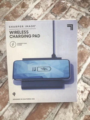 Almohadilla de carga inalámbrica LED Sharper Image Slim en cuadrado negro 5v/1A CERTIFICADA QI Foto 1 de 4