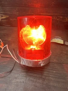 Federal Signal 121S Vitalite Rotating Beacon Red 110 Volts Safety Hazard Working - Picture 1 of 4