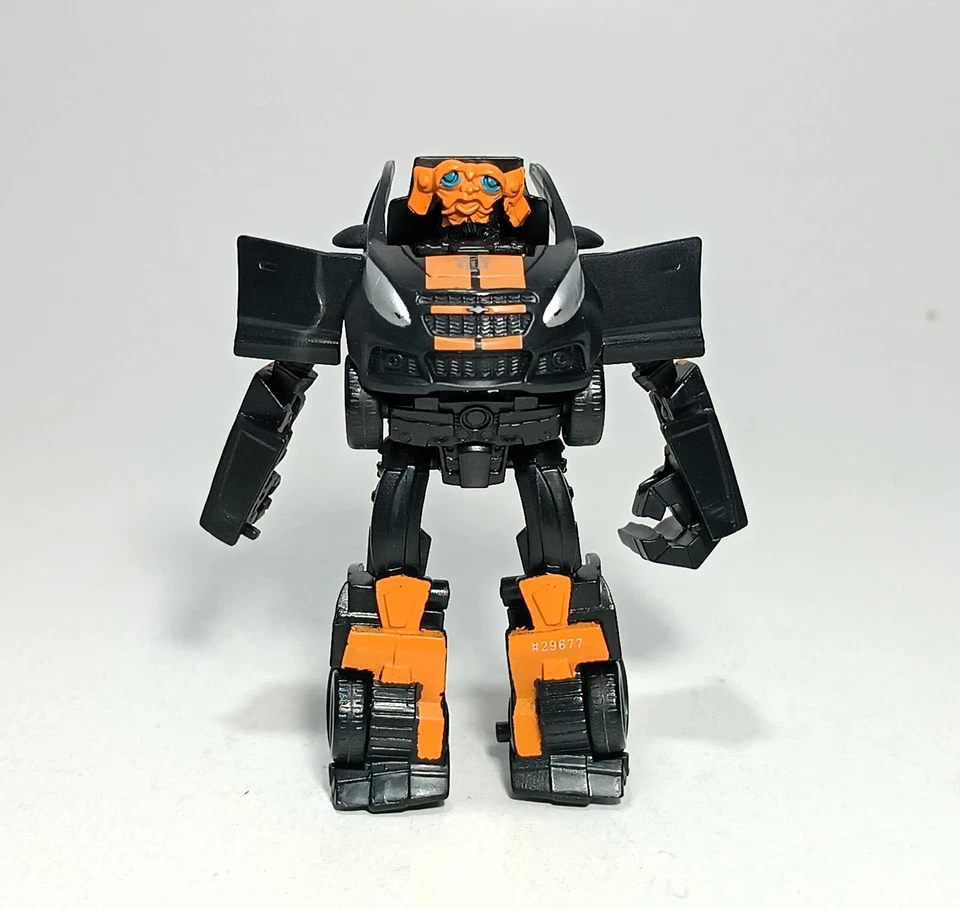 HASBRO TRANSFORMERS 2011 MOVIE DOTM LEGION CLASS MUDFLAP 100% COMPLETE - Image 1 of 4