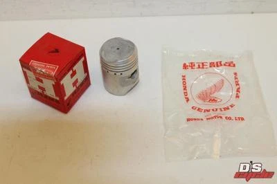 HONDA CA100 CA 100 MOTORCYCLE PISTON 0.75 mm NEW NOS 13104-001-020 - Image 1 of 4