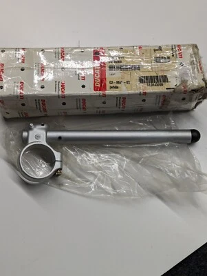 Guidão direito Ducati Supersport 1000 SS 800 36020381A - Imagem 1 de 4