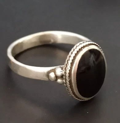 Vintage Men's Ring Sterling Silver Black Onyx Retro 925 Oval Cabochon 9.75 Women - Image 1 of 4