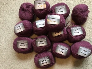 HEIRLOOM MERINO MAGIC 8 PLY PURE WOOL YARN-MAROON WITH FLECK-700 GRAMS - Picture 1 of 3