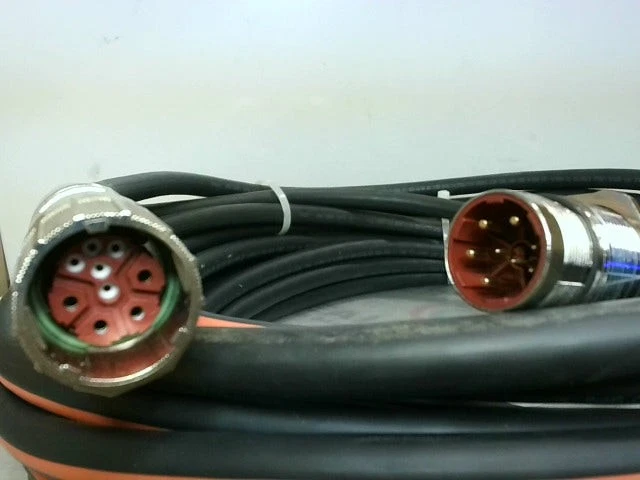 Flex-Cable FC-CSBM1E1-18AF-M020 cable 20M - New No Box - Image 1 of 1