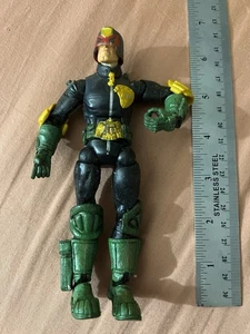 Marvel Judge Dredd 6" Actionfigur Legendary Comic Book Heroes unvollständig - Bild 1 von 4