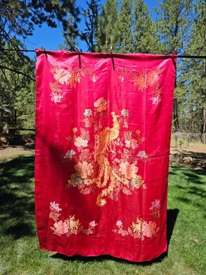 Hangzhou Chinese Silk Scenic Textile Panel Tapestry Quilt Tablecloth - Image 1 of 4