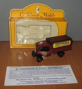 Lledo Days Gone Castlehouse DG91 SP91 Foden Steam Wagon Townsend's Gallopers - Picture 1 of 4