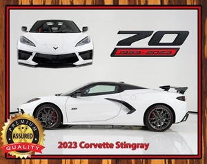 Corvette Stingray 2023 - blanco perla - 70 aniversario - letrero de metal 11 x 14 - Imagen 1 de 4