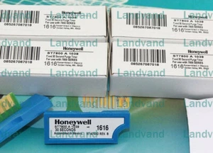 ONE NEW Honeywell ST7800A1039 Purge Timer - Picture 1 of 1