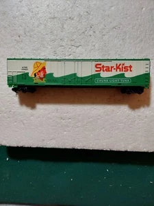 TYCO #25007 STAR-KIST CHUNK LIGHT TUNA 62' BOX CAR - Picture 1 of 4