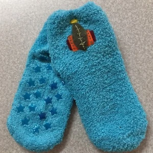 NEW Fancy Leaf HAND-EMBROIDERED DECORATED Comfy Traction House Socks 6-8" - Picture 1 of 5