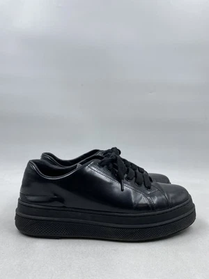 Zapatillas bajas de cuero negras Prada W 8,5 Foto 1 de 4