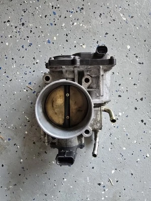 Throttle Body OEM 2001-2003 LEXUS LS430 22030-50160 01-03 - Image 1 of 4