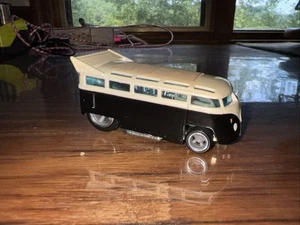 Hot Wheels Phil's Garage Real Riders Volkswagen T1 Drag Bus 30/39 White 1235 - Picture 1 of 12