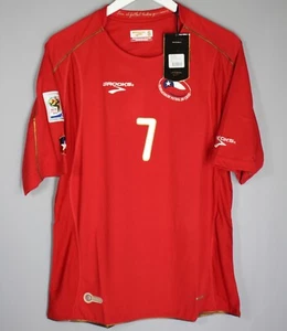 CAMISETA DE FUTBOL DE LA SELECCIÓN NACIONAL DE CHILE 2010 2011 NUEVA CON ETIQUETAS LOCAL #7 SANCHEZ - Imagen 1 de 7