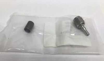 Aeroquip Ae31928E Adapter Assembly; Includes AE21500E And AE21498E - Image 1 of 2