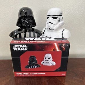 Star Wars Disney Salt And Pepper Shakers Darth Vader & Storm Trooper NIB - Picture 1 of 14